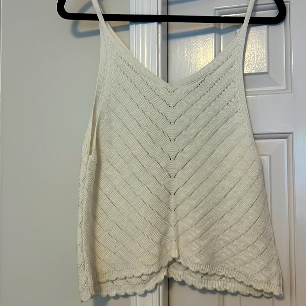 White knit tank top